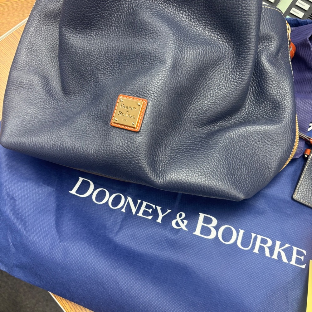 Dooney and Bourke Barlow Tote Bag - Picture 3 of 6